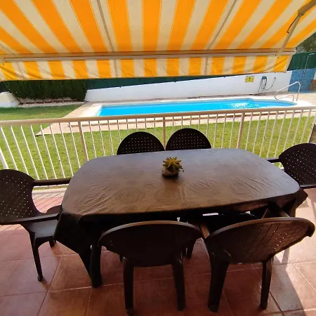 Allotjament L'olivera *